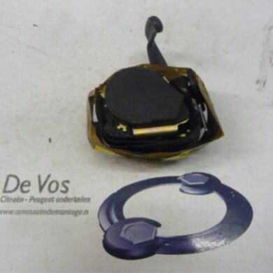 Peugeot 307 1.6 16V Veiligheidsgordel rechts-achter 2004 8974JS