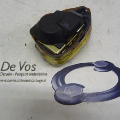 Peugeot 406 1.9 dt Veiligheidsgordel rechts-achter 1998 8974EE