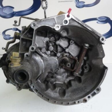 Peugeot 206 1.1 XN,XR Gearbox HFX 2004 2222S6 20CP08
