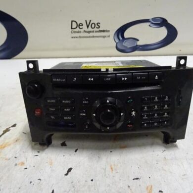 Peugeot 607 2.0 HDiF 16V Radio CD player 2006 657481-657482