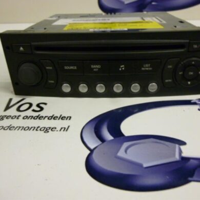 Peugeot 307 1.6 HDi 16V Radio CD player 2005 6564K3-6564FJ-657927