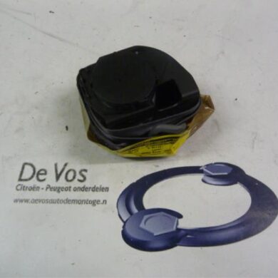 Citroen C5 2.0 HDi 110 Rear seatbelt, left 2002 8974KE