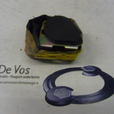 Citroen C4 1.6 16V Sicherheitsgurt links hinten 2005 8974JK