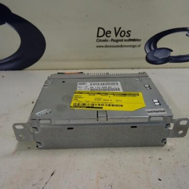 Peugeot 208  Radio 2015 1613467880