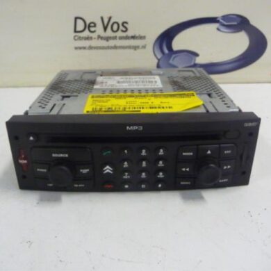 Citroen C4 2.0 16V Radio CD Speler 2006 657449-657450