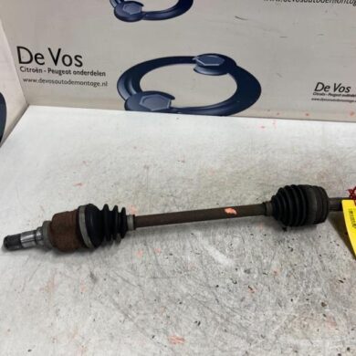 Peugeot 107 1.0 12V Aandrijfas links-voor CFA 2007 3272JY