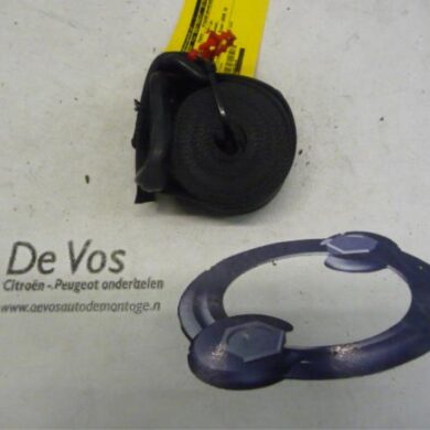 Peugeot 206 1.6 16V Front seatbelt, right 2005 8974HA