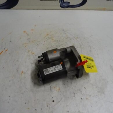 Peugeot 208  Starter HNZ-HNZHN01 2016 9674077280