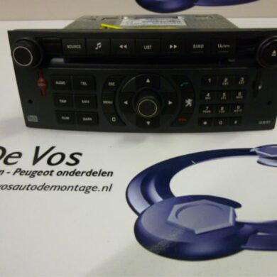 Peugeot 407 2.7 HDi V6 24V Radio CD player 2006 657483-657484