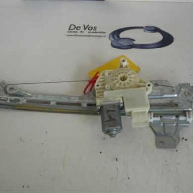 Peugeot 308  Rear door window mechanism 4-door, left 2015 9677737380
