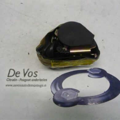 Peugeot 207 1.6 HDi 16V Rear seatbelt, left 2006 8975Z7