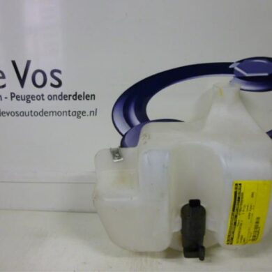Citroen Jumpy 1.9Di Front windscreen washer reservoir 2003 6431D0