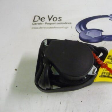 Peugeot 207 1.4 16V Vti Rear seatbelt, left 2011 8975XJ
