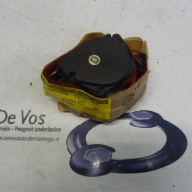 Peugeot 106 1.3 Rallye Veiligheidsgordel rechts-achter 1996