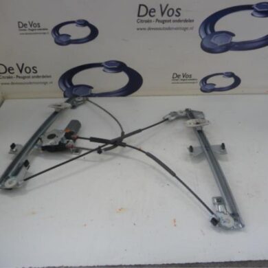 Citroen Berlingo 1.6 HDI 16V 75 Ruitmechaniek 4Deurs rechts-voor 2007 9222G1