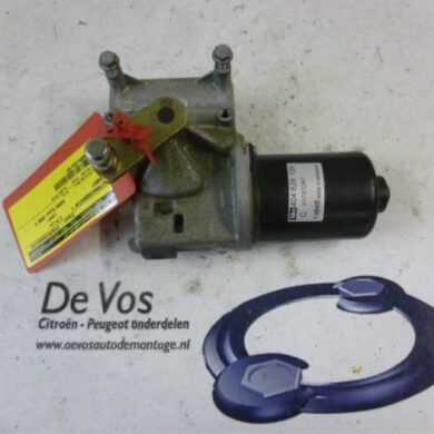 Peugeot 307 2.0 HDi 90 Ruitenwissermotor voor 2005 6405J6