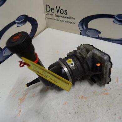 Citroen C4 Picasso 1.6 16V VTi 120 Power steering pump 5FW 2010 400824