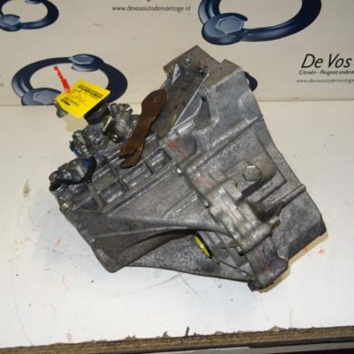 Peugeot 108  Versnellingsbak CB-CFB 2015 1611551780
