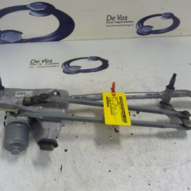Peugeot 308 1.6 BlueHDi 120 Front wiper motor 2014 9677216880-9810327980