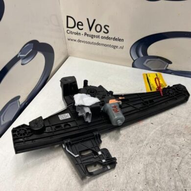 Opel Mokka 1.2 Turbo 12V Rear door window mechanism 4-door, right 2022 9830002480