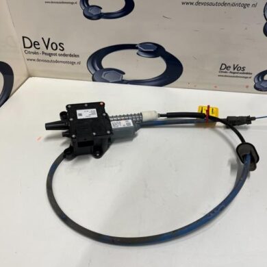 Peugeot 5008 1.6 BlueHDi 115 Parking brake motor BHX 2015 470219