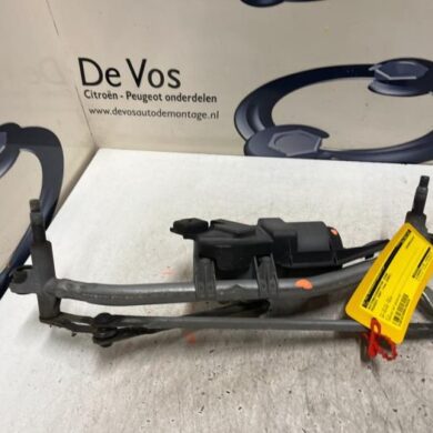 Peugeot 1007 1.4 Front wiper motor 2005 6405Q8