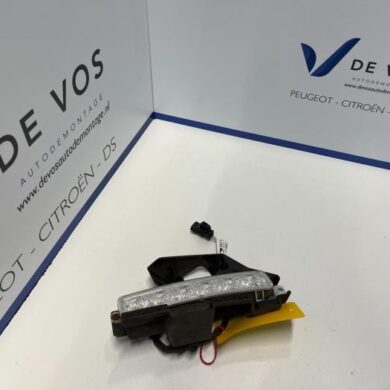 Peugeot 107 1.0 12V Daytime running light, right 2012 9677409380