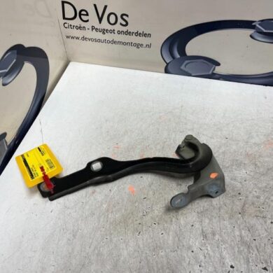 Peugeot 308 1.5 BlueHDi 130 Bonnet Hinge 2020 9677784880