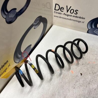 Opel Mokka 1.2 Turbo 12V Schraubenfeder hinten 2022 9830121180