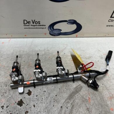 Opel Astra  Injector (benzine injectie) F12SHL 2021 55515687-55492929-55503731