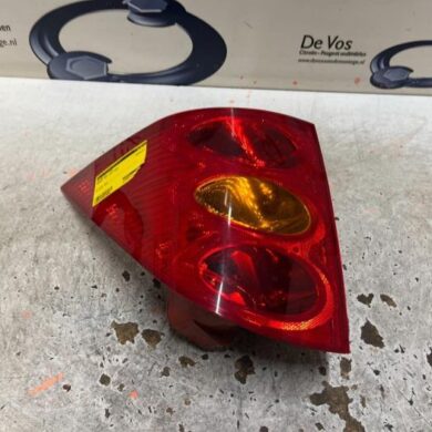 Peugeot 1007 1.4 Taillight, left 2005 6350V5