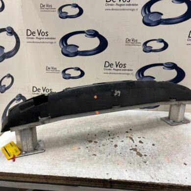 Citroen C4 Picasso  Bumperframe voor 2011 7106E8