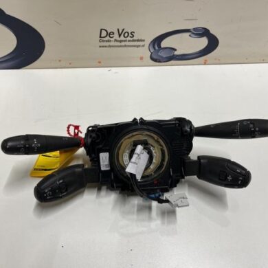 Peugeot 5008 1.6 BlueHDi 115 Steering column stalk 2015 96773912ZD