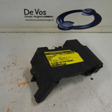 Peugeot 5008  Fuse box 2010 6500GQ