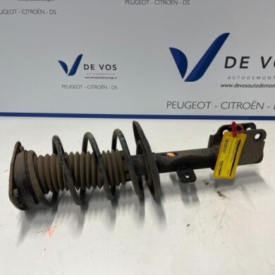 Citroen C5 Aircross 1.2 e-THP PureTech 130 Stoßdämpferstrebe links vorne 2019 9833696680