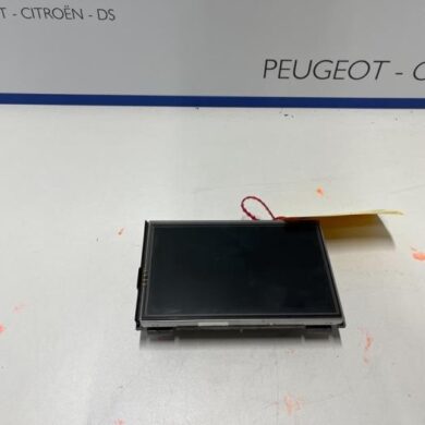 Peugeot 2008  Display Interieur HMZ 2016 9812862880