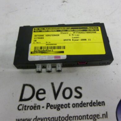 Citroen C6 2.7 HDiF V6 24V Antenne Versterker 2006 6561EC