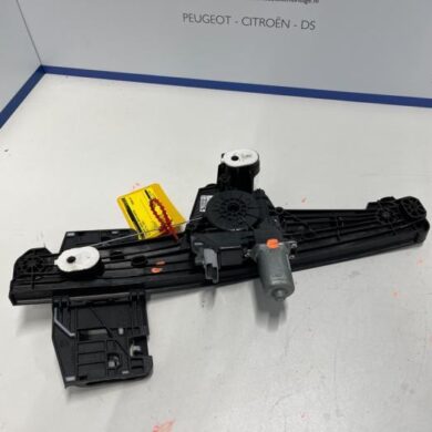 Opel Corsa 1.2 12V 75 Ruitmechaniek 4Deurs rechts-achter 2022 9829045580