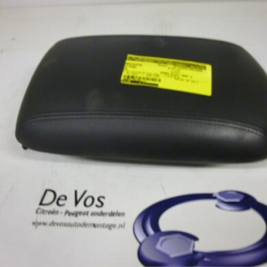 Citroen C6 2.7 HDiF V6 24V Armrest 2007 7588QF-7588QJ