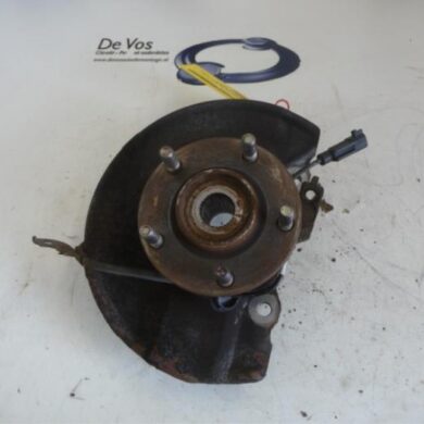 Citroen C-Crosser  Fusee rechts-voor 2008 364798