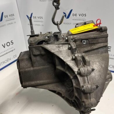 Peugeot 5008 1.6 HDiF 16V Versnellingsbak 9HD 2014 2231E6-2232F3 20EA07