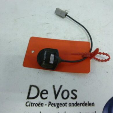 Peugeot 607 2.2 HDi 16V FAP Antenna 2004 6563C8