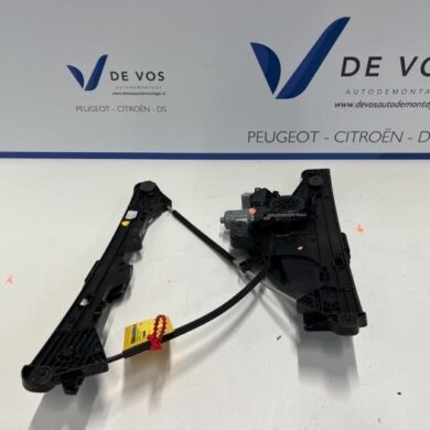 Peugeot 2008  Window mechanism 4-door, front right 2020 9828130680