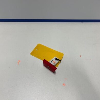 Citroen C1 1.0 12V Paniekverlichtings Schakelaar 2012 6490NG