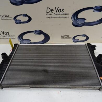 Citroen DS4  Radiator 5FU 2011 1330Z2-1333C1