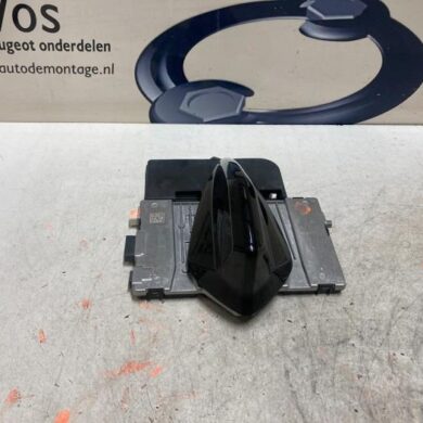 Peugeot 308 1.2 12V PureTech 110 Antenne 2022 1688719980