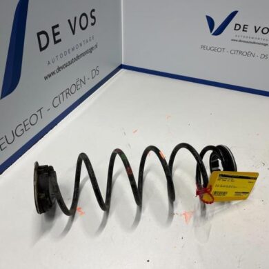 Opel Corsa 1.2 12V 75 Rear coil spring 2022 9828919580