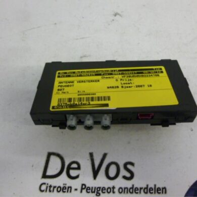 Peugeot 607 2.0 HDiF 16V Antenna Amplifier 2007 6561EC