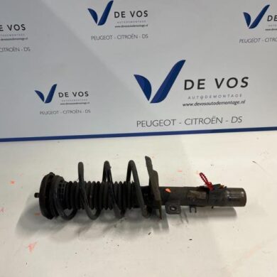 Peugeot 208  Front shock absorber rod, right 2017 9804586880