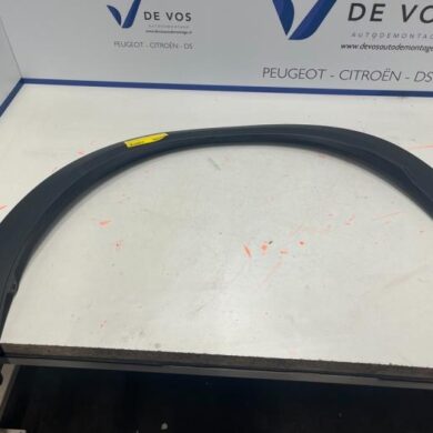 Citroen C5 Aircross  Wheel arch strip 2019 98168336XT